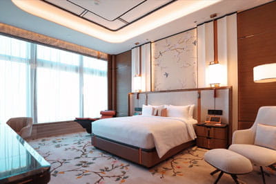 How to get discounts on Hyatt stays for work